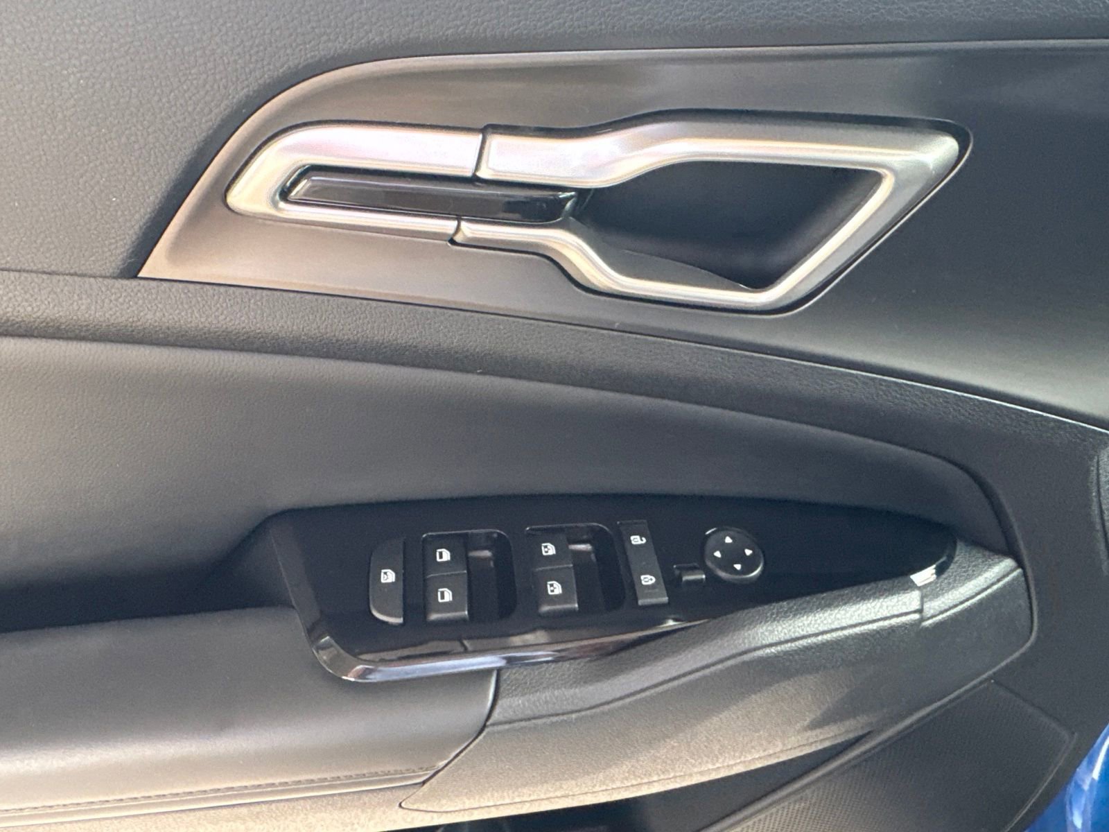 Used 2023 Kia Sportage EX FWD image 23