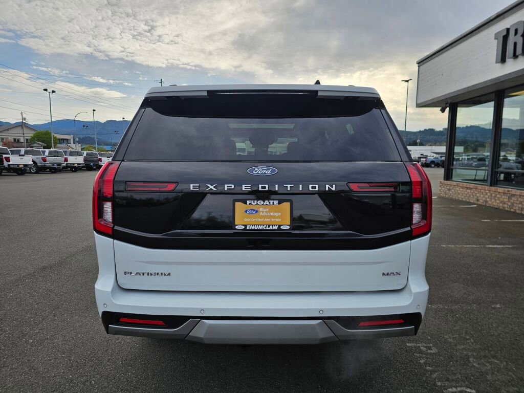 Certified 2025 Ford Expedition Max Platinum image 8