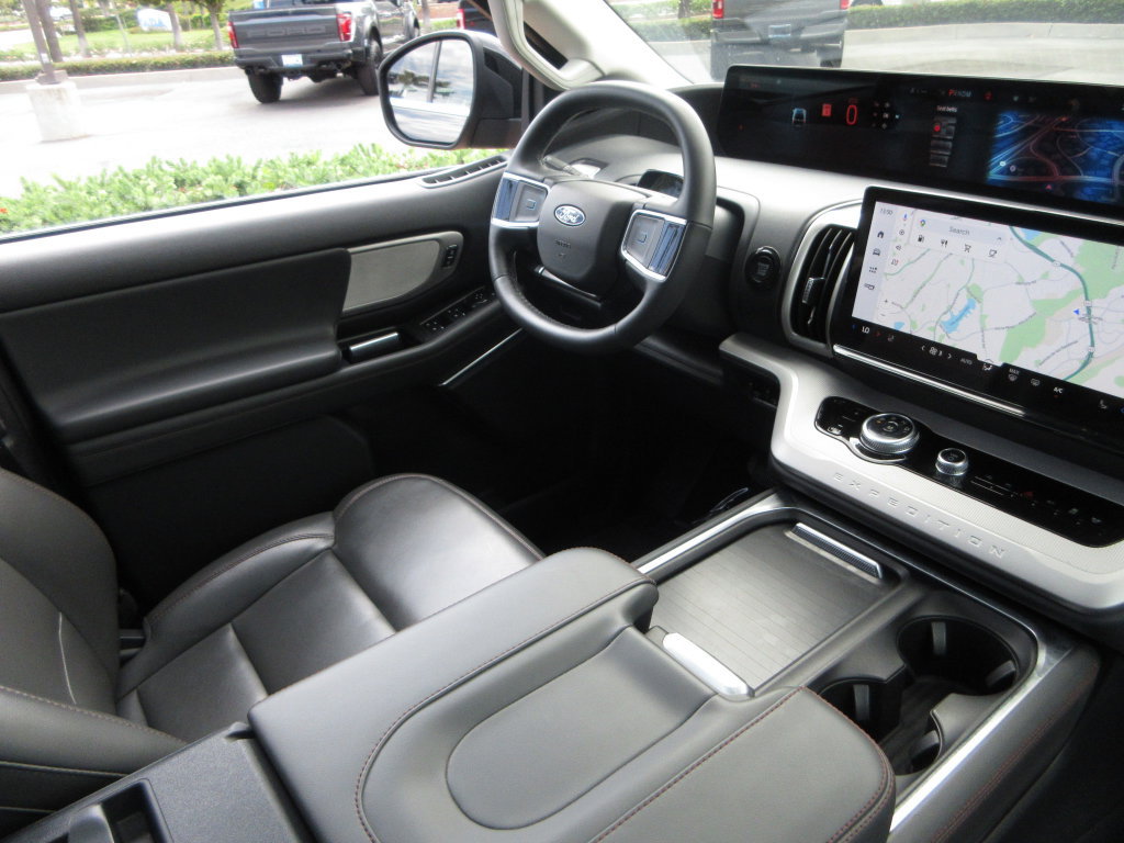 Certified 2025 Ford Expedition Max Active RWD image 19