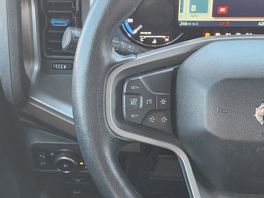 Certified 2023 Ford Bronco Outer Banks w/ Sasquatch Package image 27