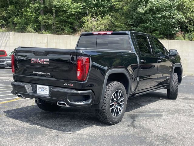 Used 2025 GMC Sierra 1500 AT4 w/ Technology Package AWD/4WD image 3