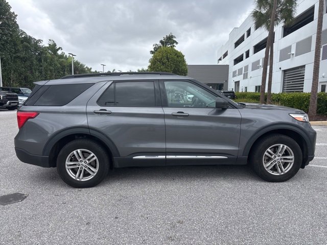 Certified 2022 Ford Explorer XLT w/ Equipment Group 202A image 2