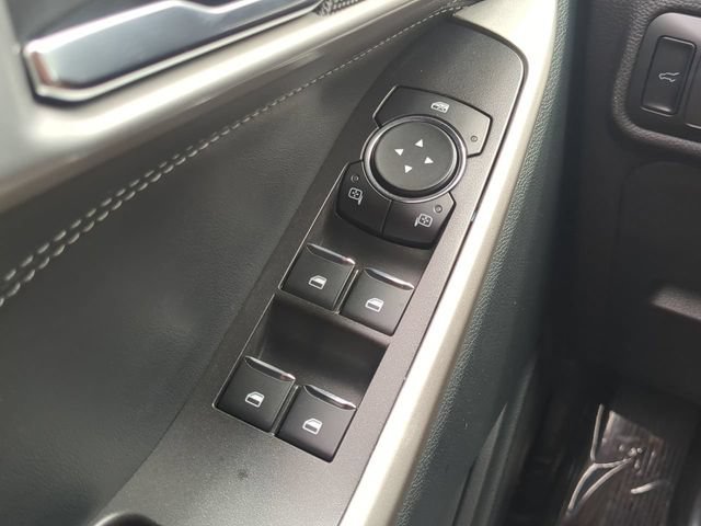Certified 2024 Ford Explorer XLT RWD image 23