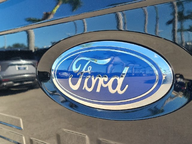 Certified 2022 Ford F150 XLT w/ Equipment Group 302A High AWD/4WD image 7