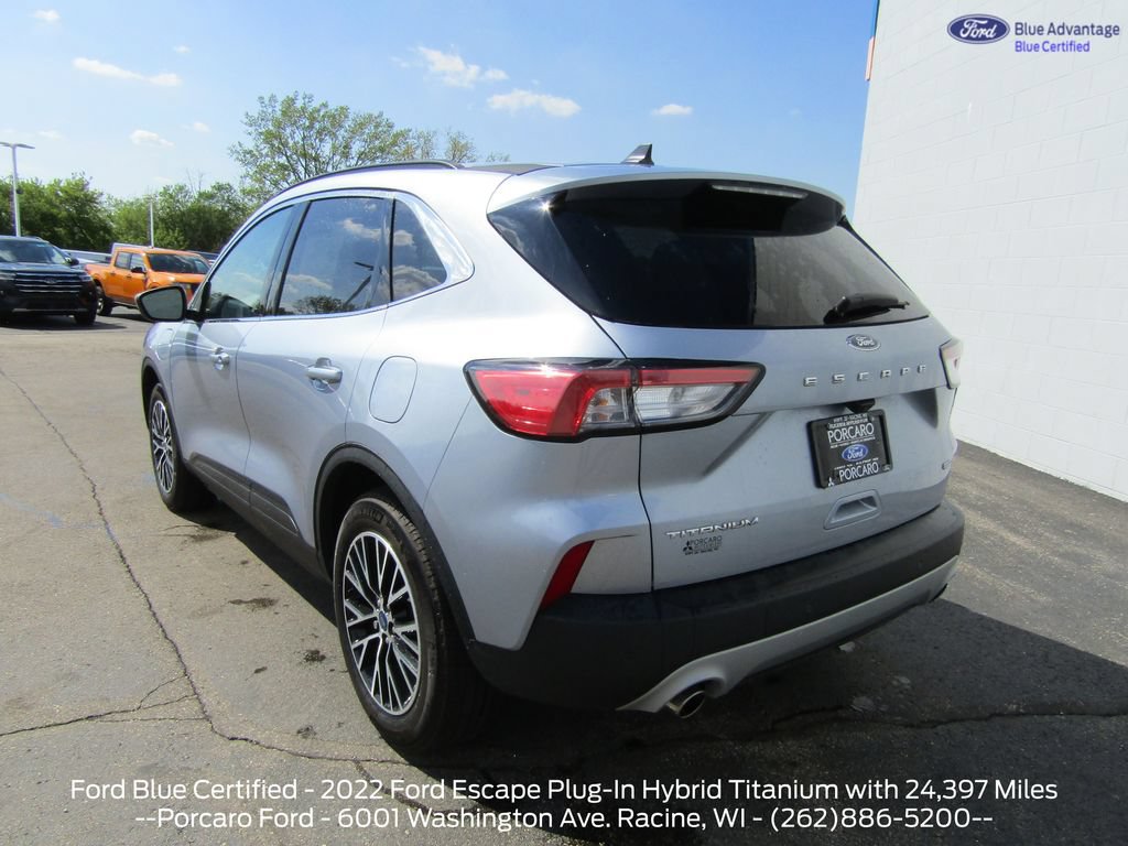 Certified 2022 Ford Escape Titanium FWD image 5