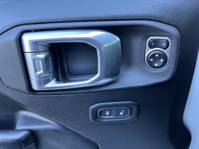 Used 2021 Jeep Wrangler Unlimited Sport AWD/4WD image 24