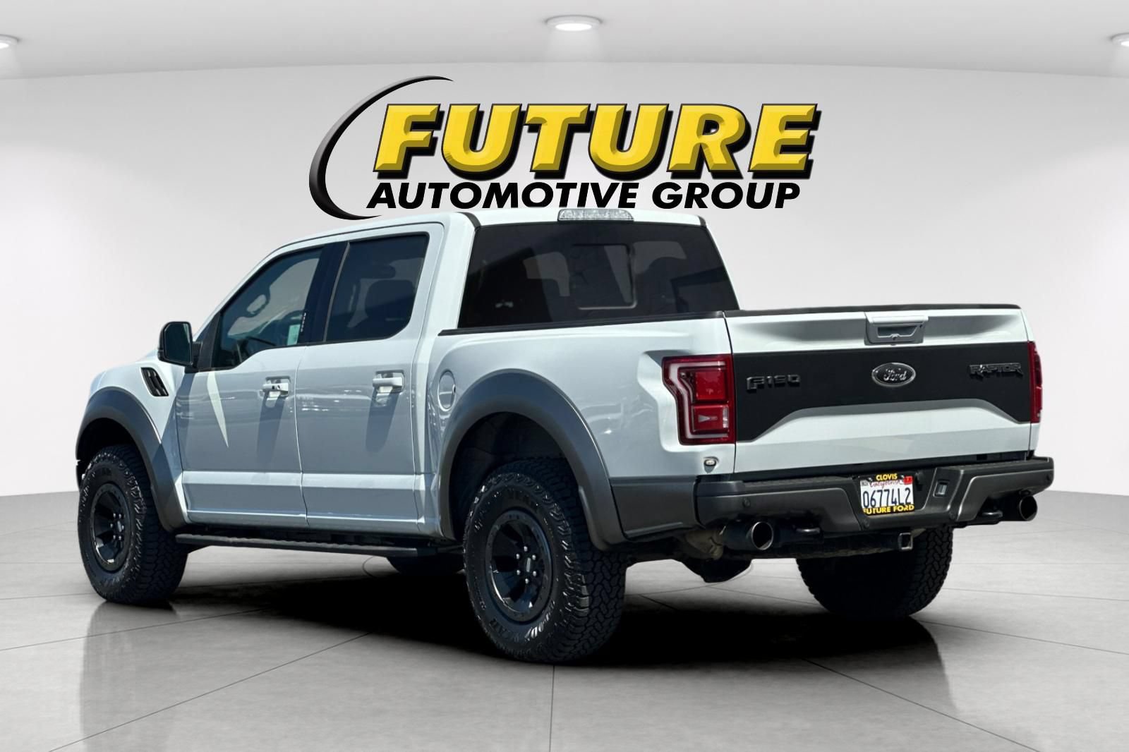 Certified 2017 Ford F150 Raptor w/ Equipment Group 802A Luxury AWD/4WD image 5