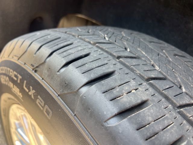 Used 2020 GMC Sierra 1500 AT4 w/ AT4 Premium Package AWD/4WD image 29