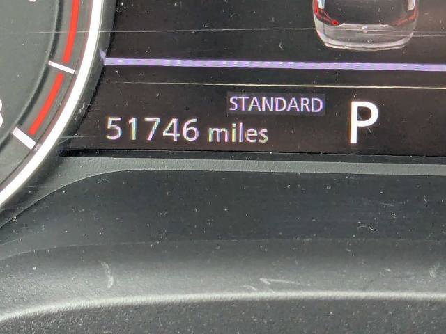 Used 2025 Nissan Rogue SV FWD image 30
