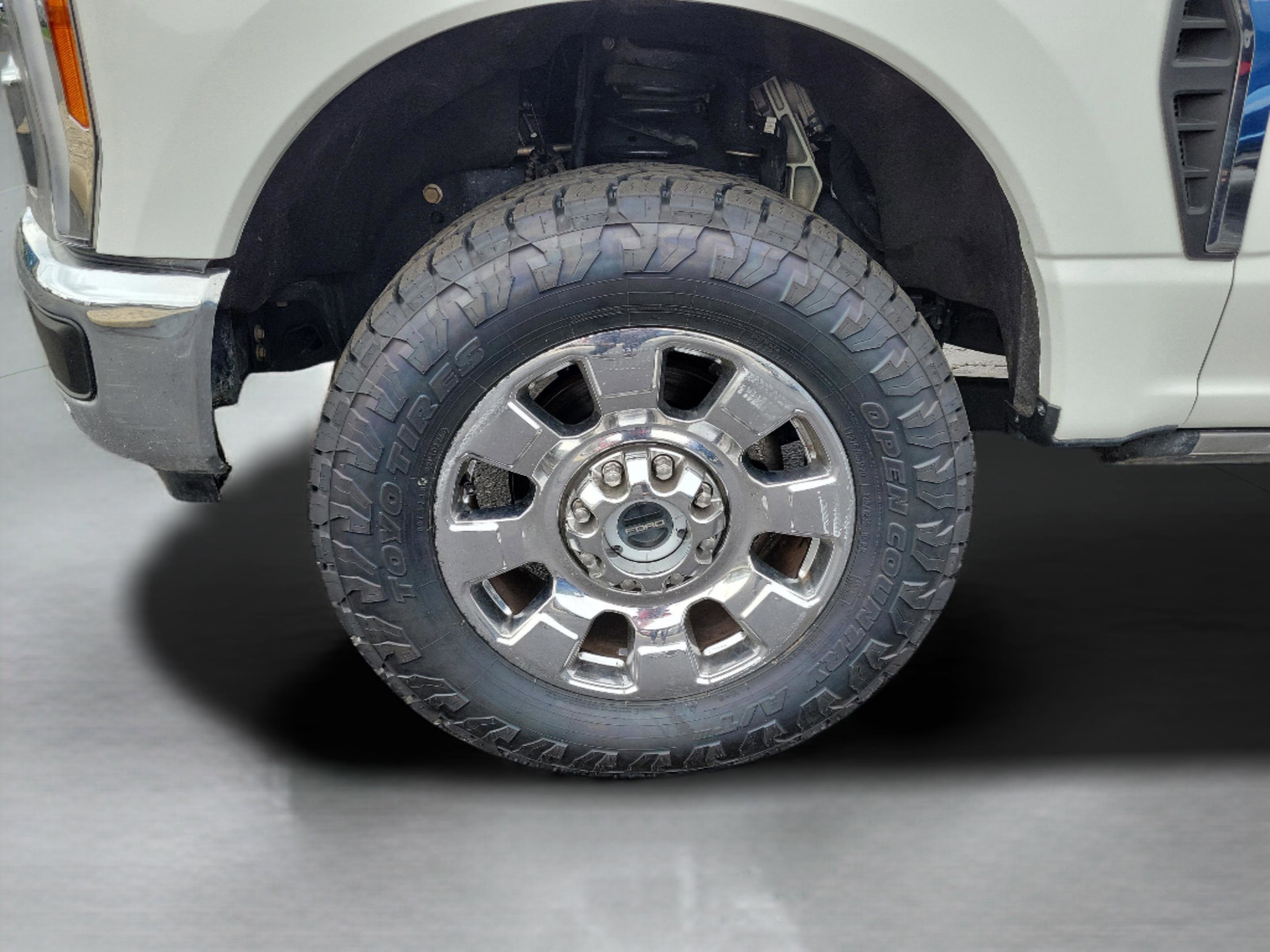 Certified 2023 Ford F250 King Ranch w/ Chrome Package image 30