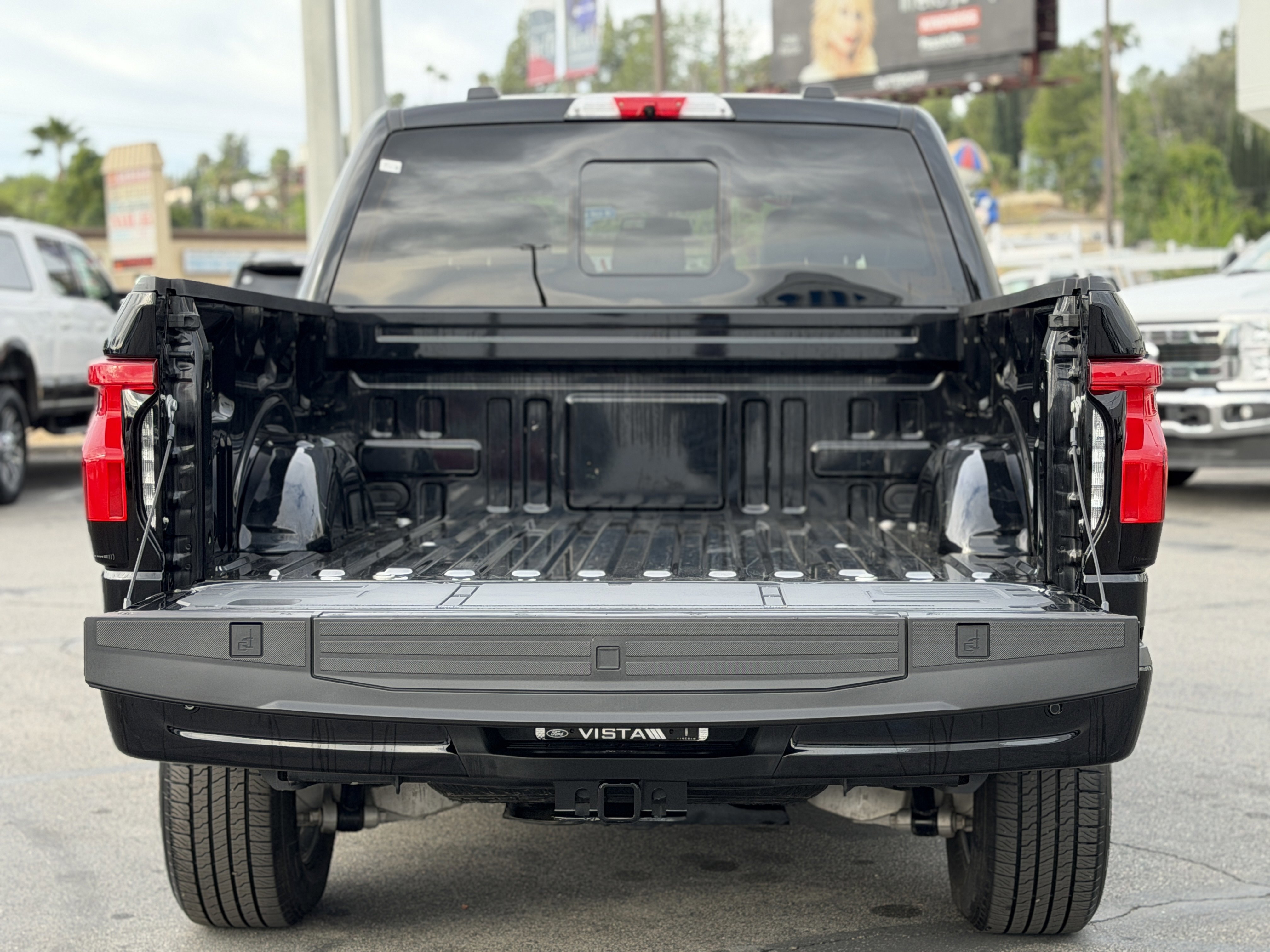 Certified 2025 Ford F150 Lightning Lariat AWD/4WD image 10