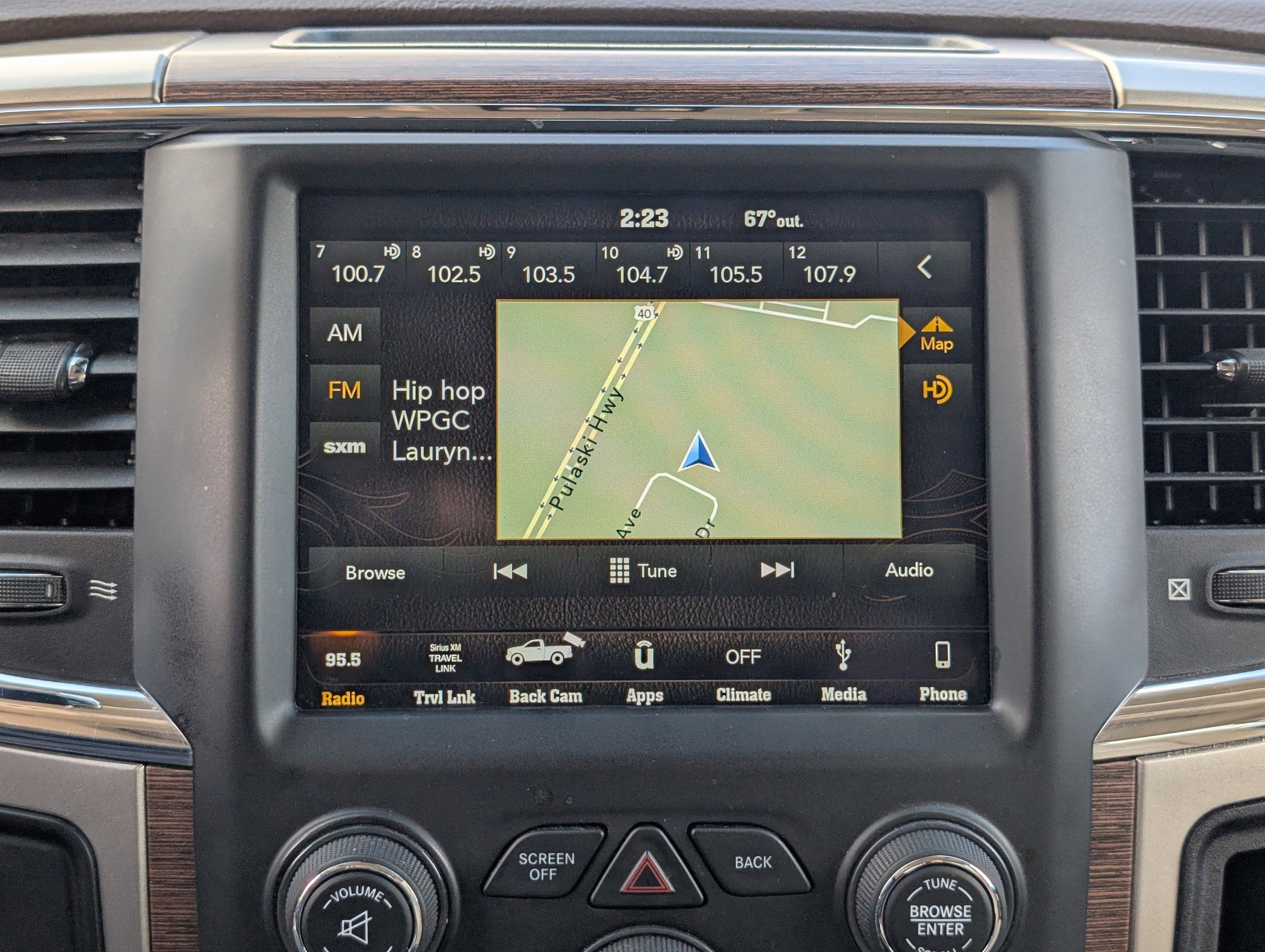 Used 2018 RAM 2500 Laramie w/ Off Road Package image 27