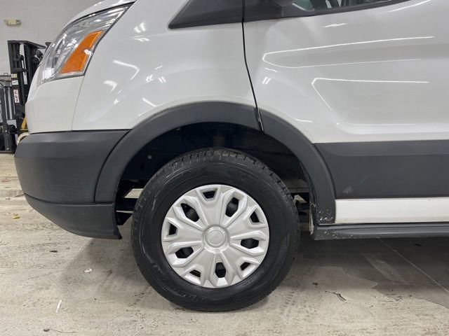 Certified 2019 Ford Transit 250 130 Low Roof w/ Exterior Upgrade Package image 20