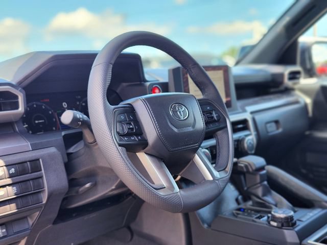 Used 2026 Toyota Tacoma TRD Off-Road AWD/4WD image 19