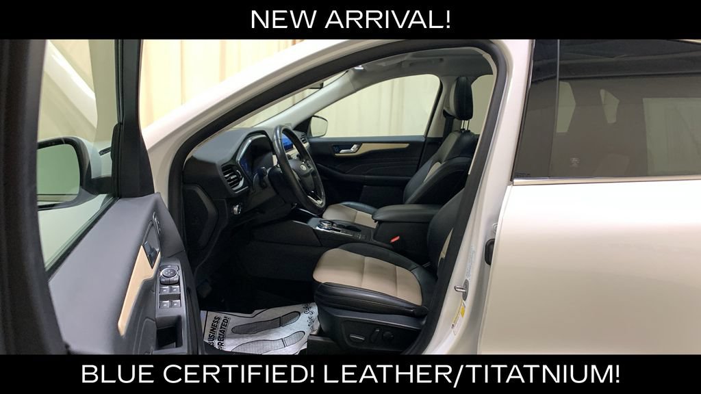 Certified 2022 Ford Escape Titanium w/ Titanium Elite Package AWD/4WD image 31