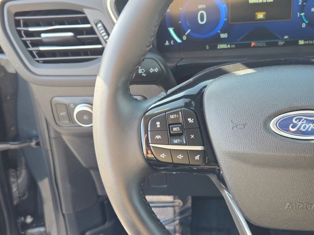 Certified 2022 Ford Escape SEL w/ Technology Package image 32