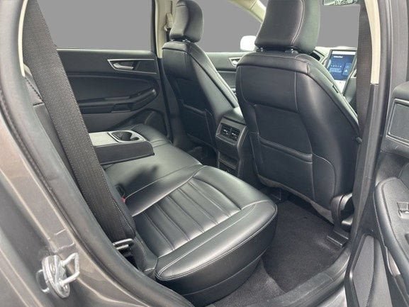 Certified 2024 Ford Edge SEL AWD/4WD image 10