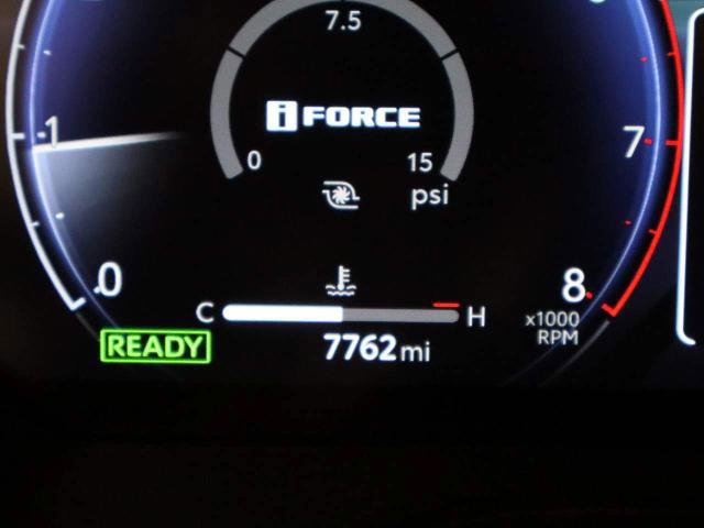 Used 2025 Toyota Land Cruiser w/ Premium Package AWD/4WD image 21