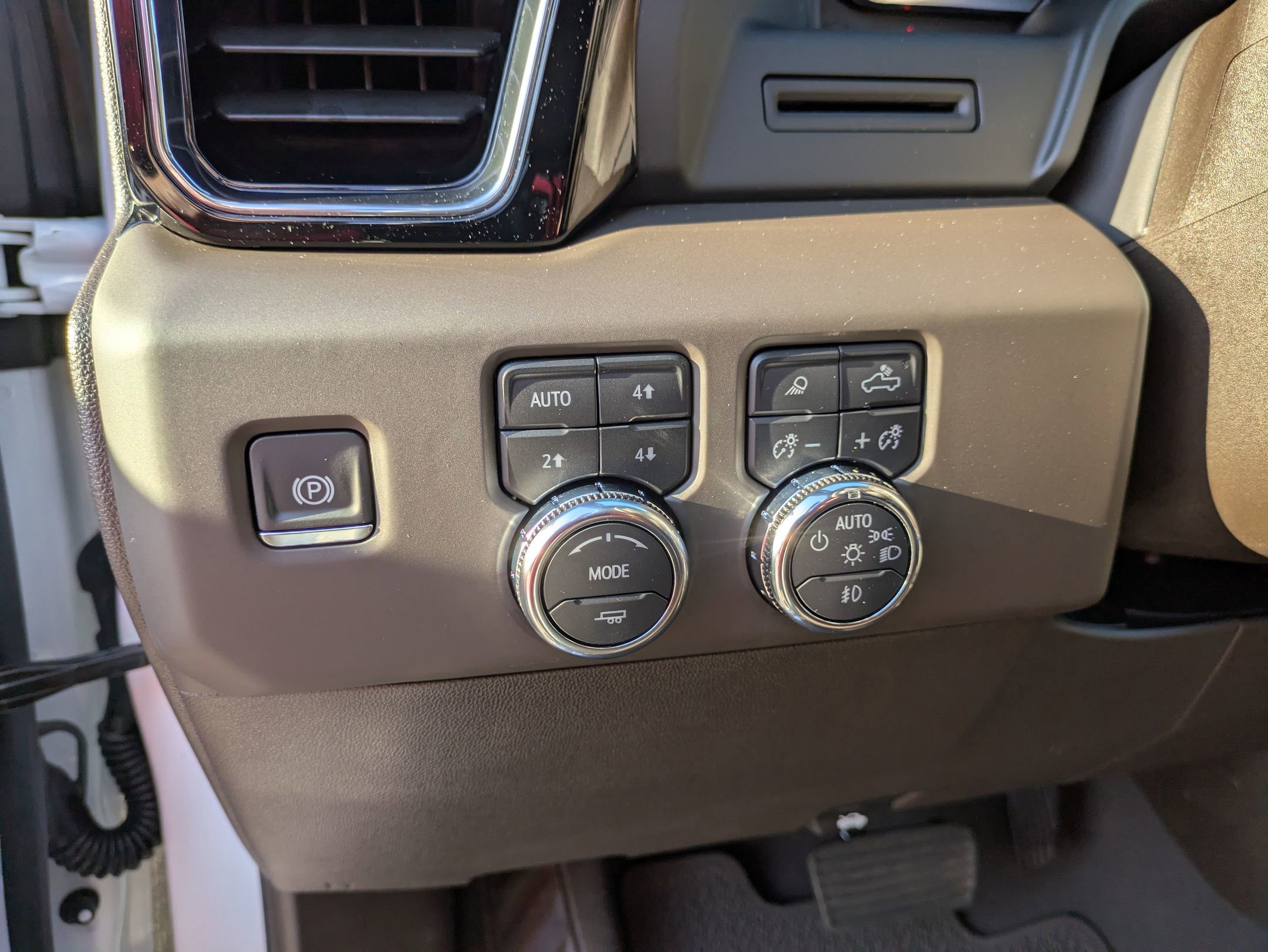 Used 2024 GMC Sierra 1500 Denali image 19