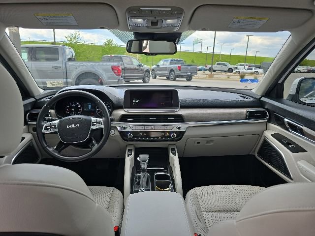 Used 2022 Kia Telluride EX w/ EX Premium Package FWD image 14
