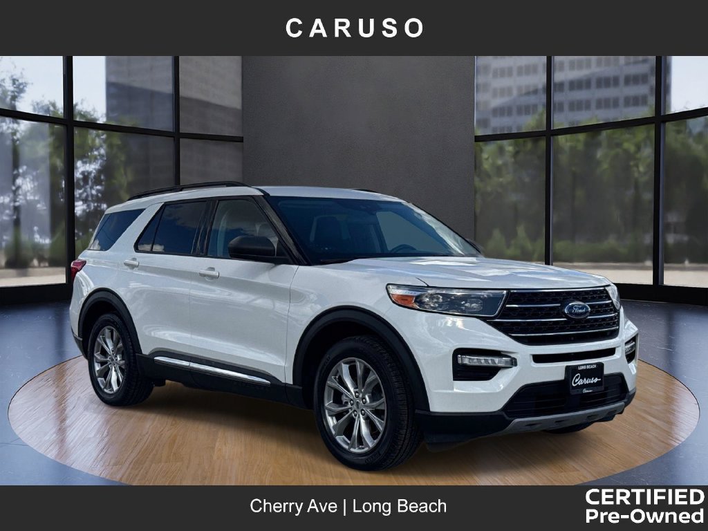 Certified 2022 Ford Explorer XLT w/ Equipment Group 202A RWD image 1