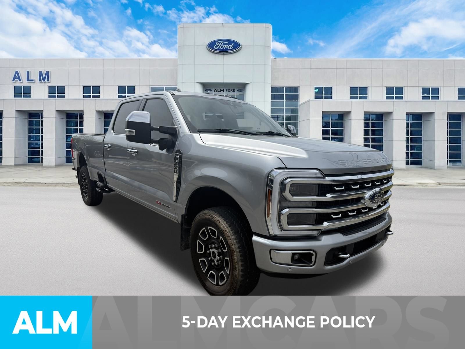 Certified 2024 Ford F350 Platinum image 3