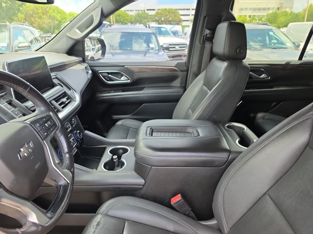 Used 2022 Chevrolet Tahoe Z71 w/ Luxury Package AWD/4WD image 23