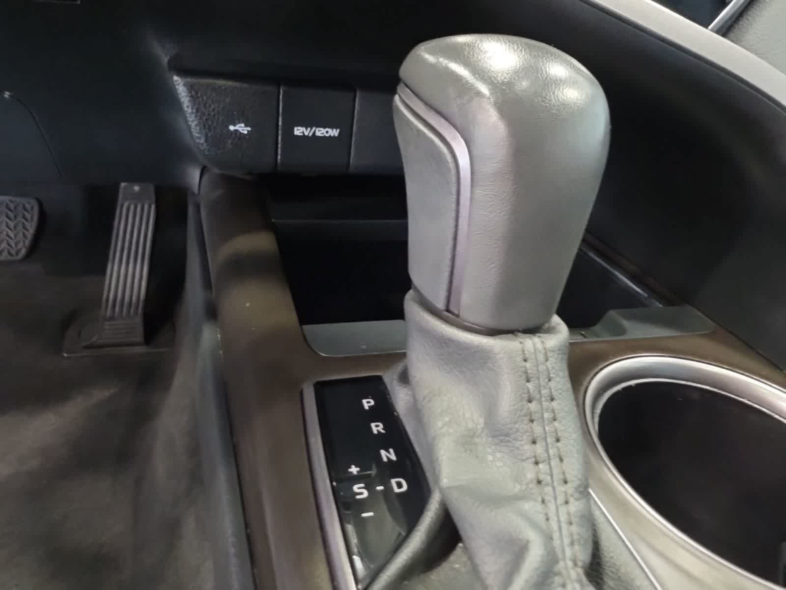Used 2024 Toyota Camry SE AWD/4WD image 22