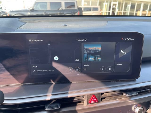 Used 2025 Kia Sorento S w/ Panoramic Sunroof Package FWD image 28