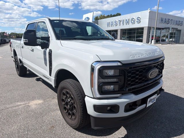 Certified 2025 Ford F350 Lariat w/ Black Appearance Package
