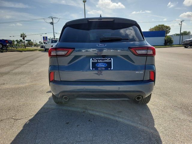 Certified 2023 Ford Escape ST-Line Elite w/ Premium Technology Package image 3