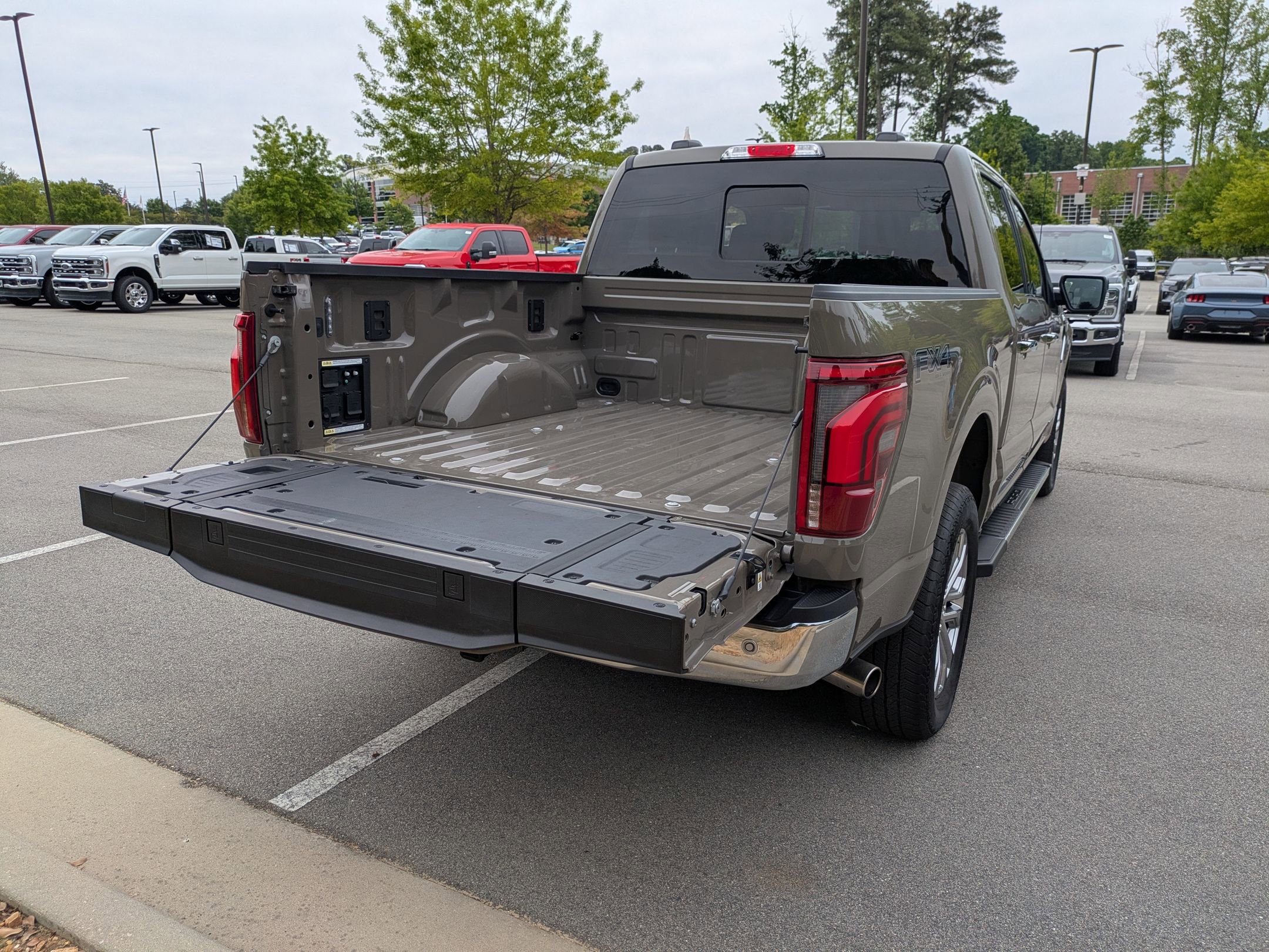 Certified 2025 Ford F150 Lariat w/ Equipment Group 502A High AWD/4WD image 37