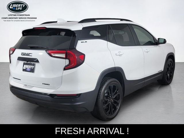Used 2022 GMC Terrain SLE w/ Driver Convenience Package AWD/4WD image 3