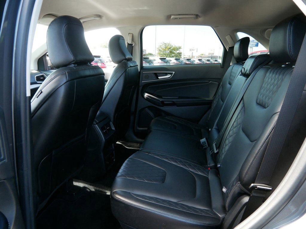 Certified 2024 Ford Edge Titanium image 11