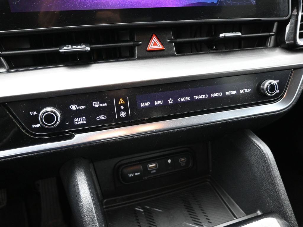 Used 2023 Kia Sportage EX image 44