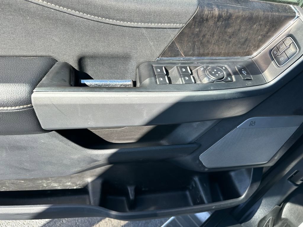 Certified 2024 Ford F250 Lariat w/ Chrome Package image 15