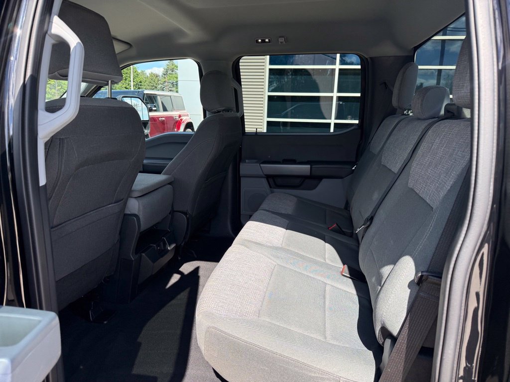 Certified 2025 Ford F250 XLT AWD/4WD image 22