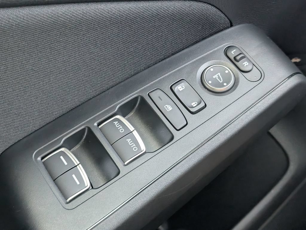 Used 2025 Honda Civic Sport image 12
