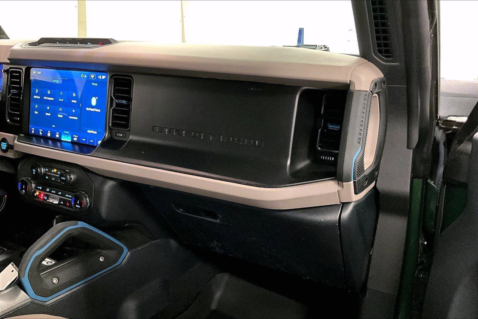 Certified 2022 Ford Bronco Wildtrak image 15