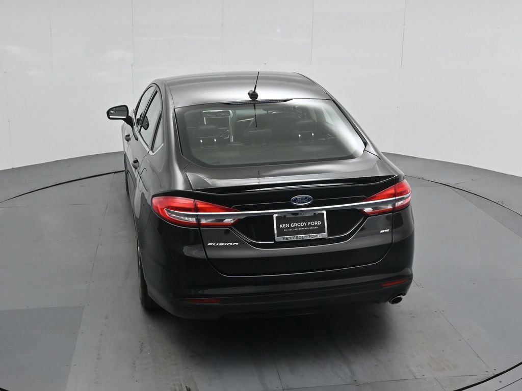 Certified 2017 Ford Fusion SE w/ Equipment Group 201A FWD image 39