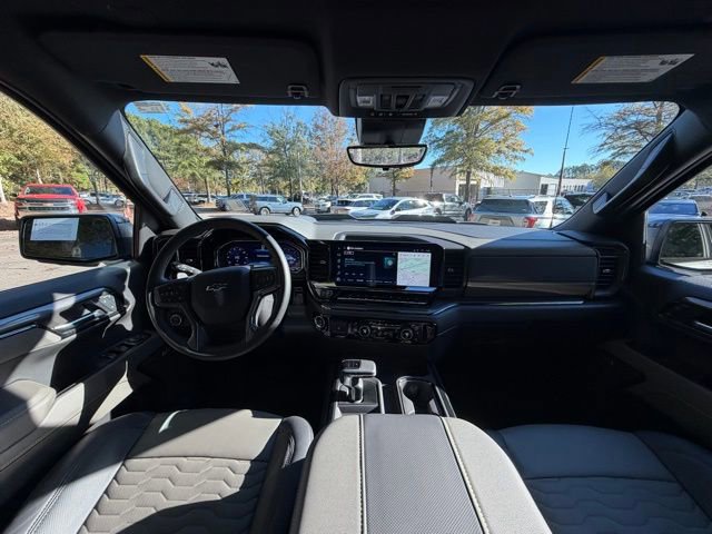 Used 2025 Chevrolet Silverado 1500 ZR2 w/ Technology Package image 10
