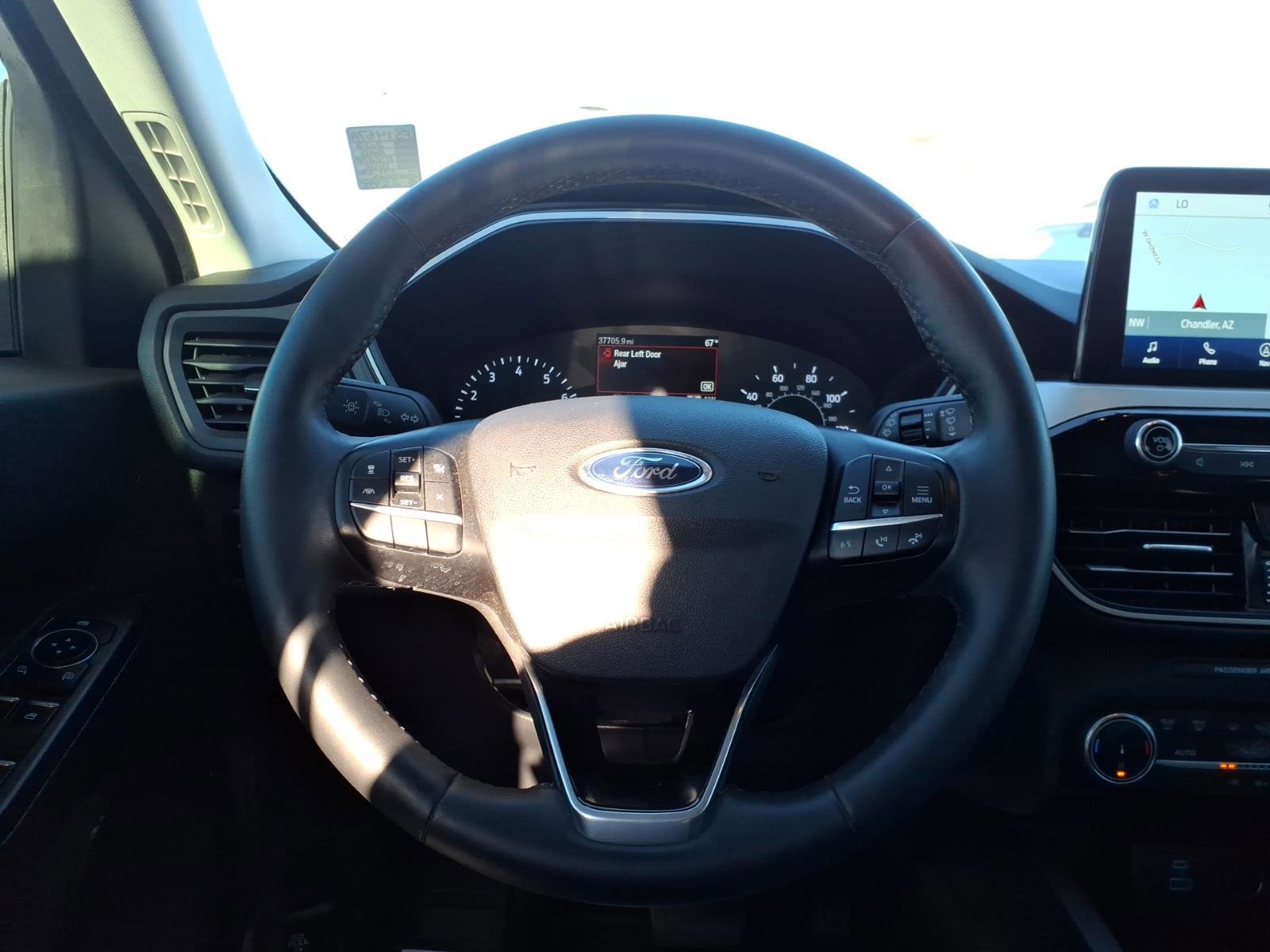 Certified 2022 Ford Escape SE w/ SE Sport Appearance Package image 19