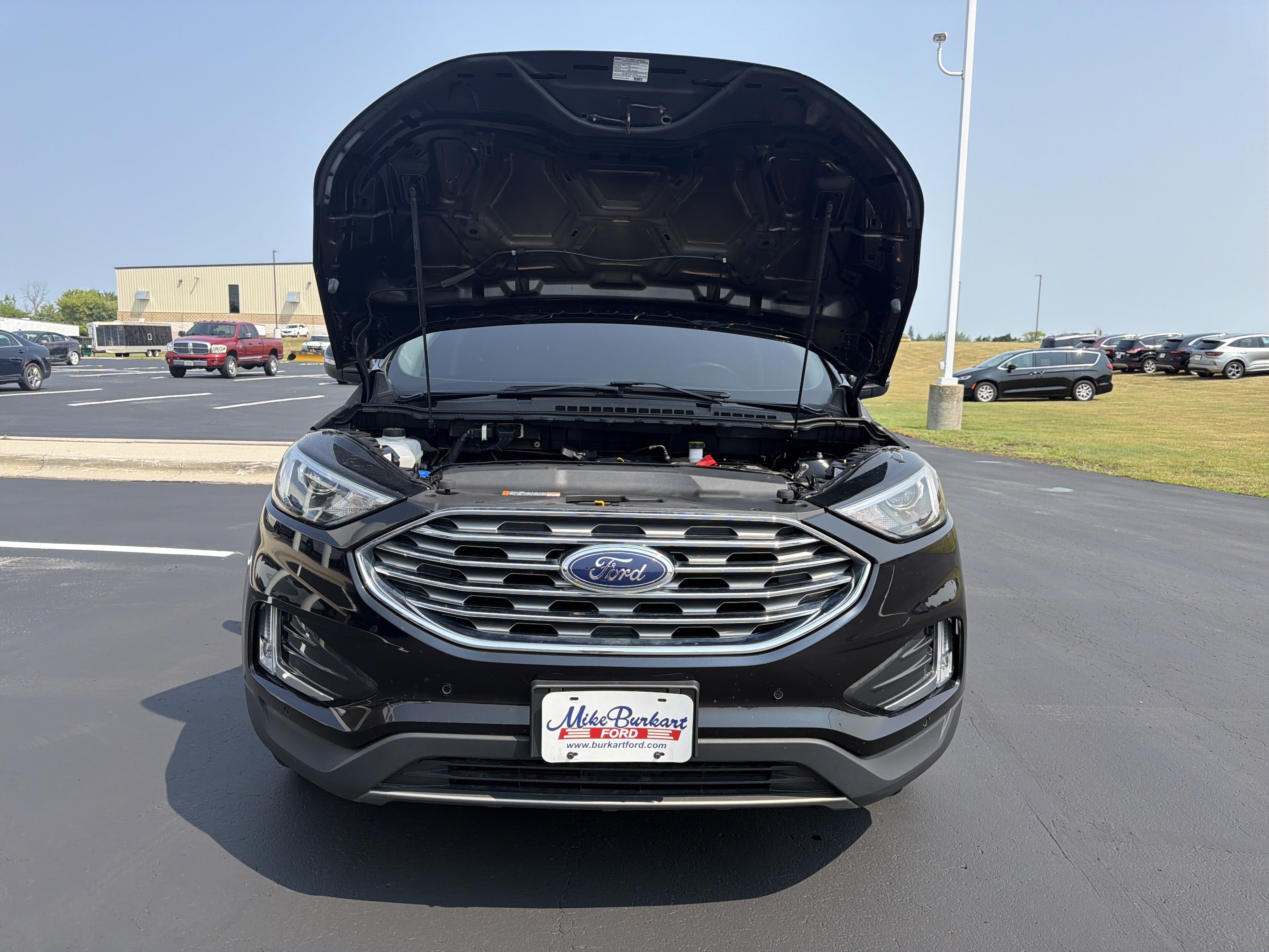 Certified 2024 Ford Edge Titanium AWD/4WD image 44