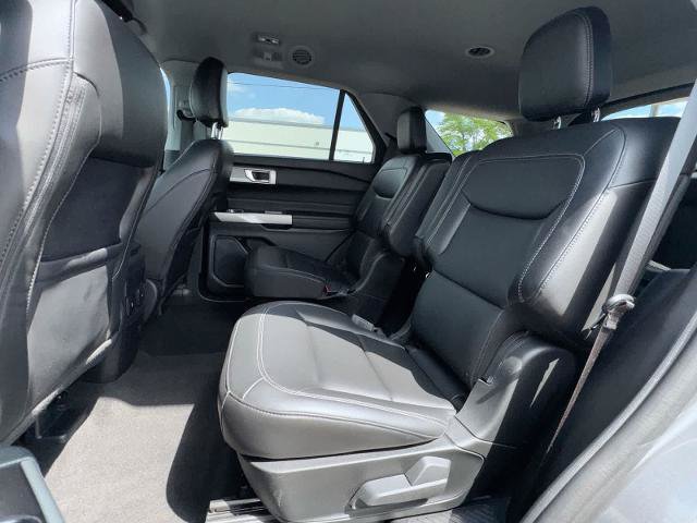 Certified 2024 Ford Explorer XLT w/ Equipment Group 202A AWD/4WD image 19