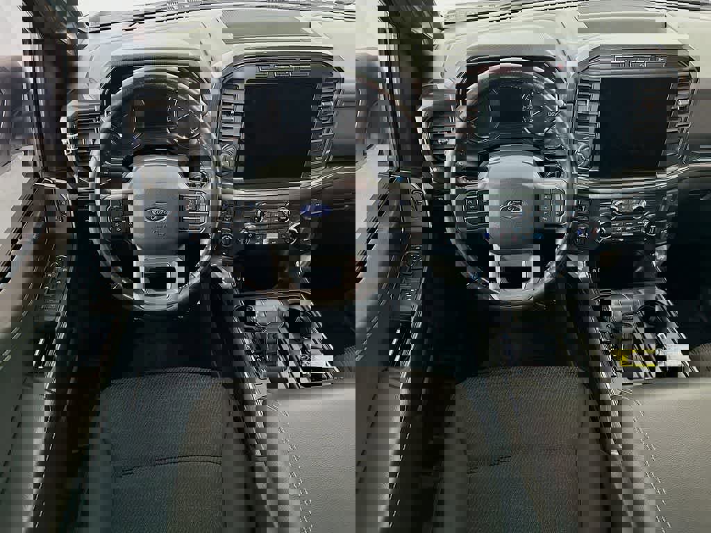 Certified 2022 Ford F150 XLT w/ Equipment Group 302A High image 13