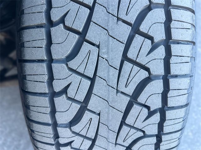 Used 2021 Chevrolet Suburban Z71 image 11