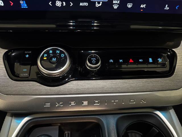 Certified 2025 Ford Expedition Max Platinum AWD/4WD image 30