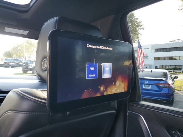 Used 2023 Cadillac Escalade Sport image 16