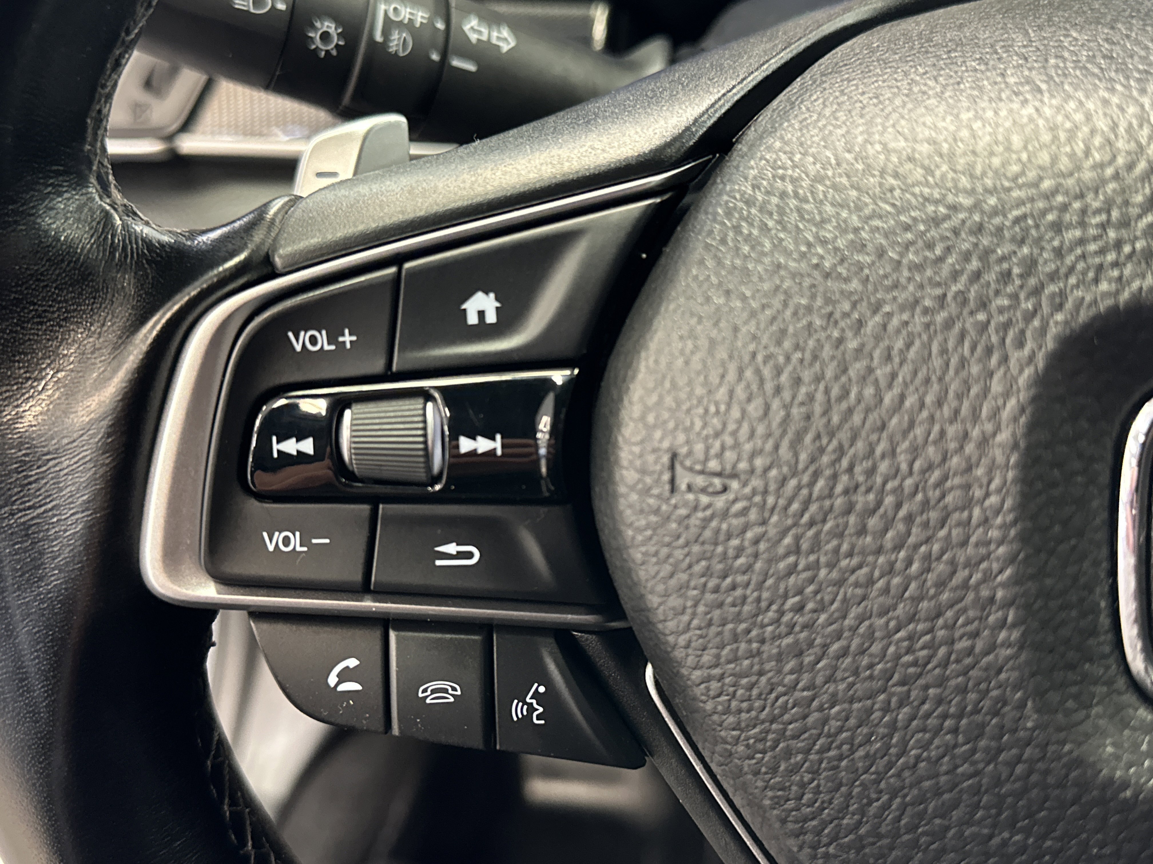 Used 2020 Honda Accord Sport image 32