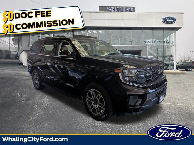 Certified 2026 Ford Expedition Active AWD/4WD image 1